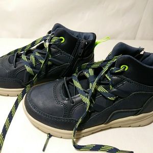 Kids navy blue sneakers